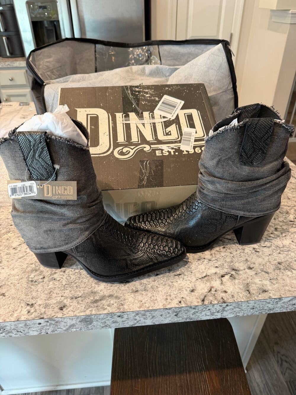 Dingo Womens Denim Dream Leather Bootie - 8